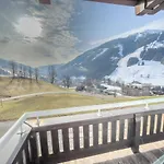 Saalbach Apartments Landhaus Bernkogel - Ski in Ski out